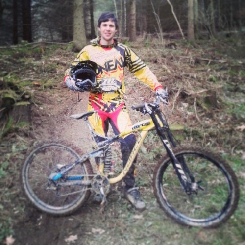 4cb192c697cf0402e0a52ae9392cf0f3