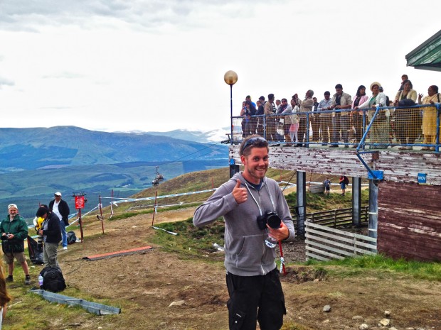 Michael Kull (Schwalbe) oben am Start des Rennens