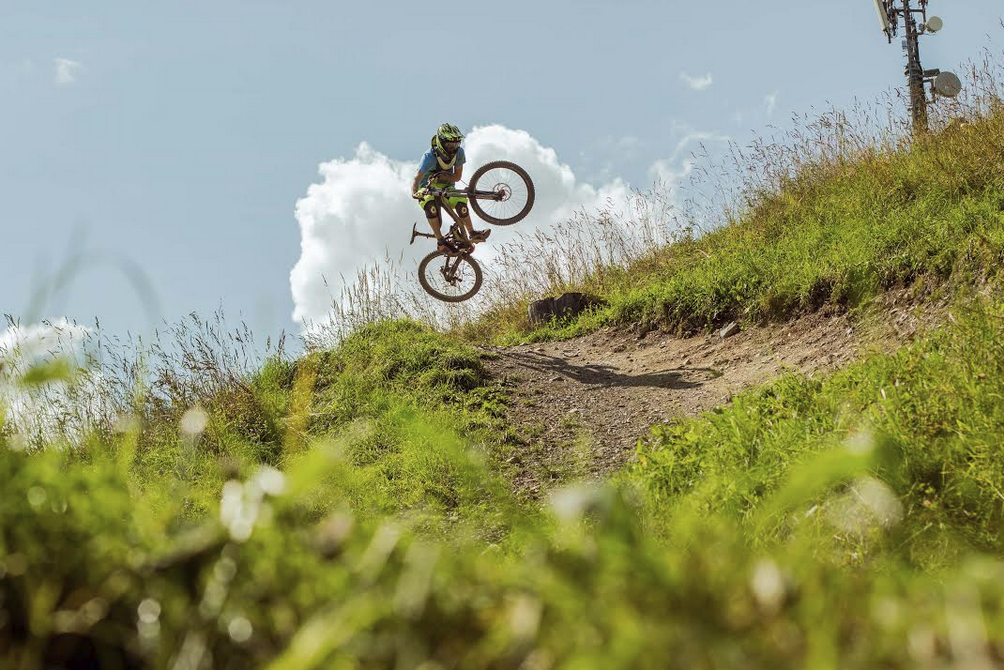 Felix Rocky Mountain Action