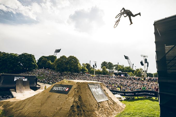 Swatch Prime Line Munich Mash Nicholi Rogatkin