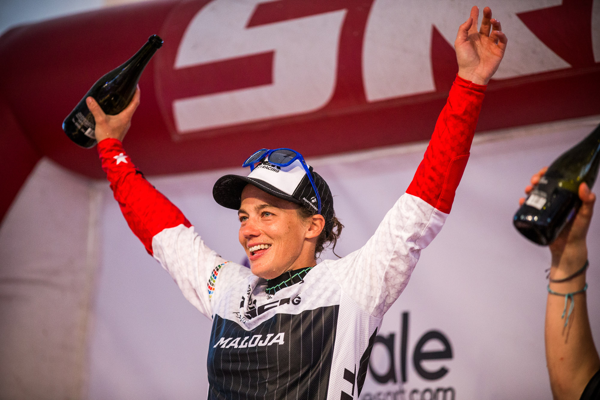 Eine starke Frau die allen Grund hat zu feiern!