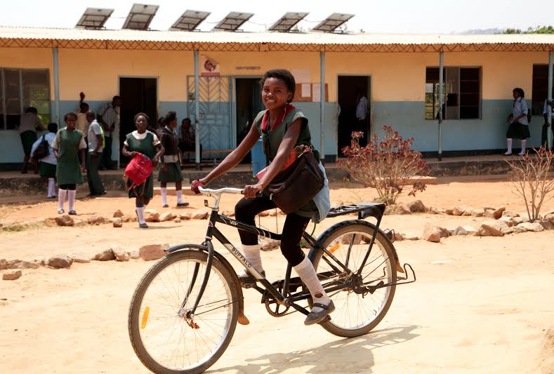 Ein Fahrrad verkürzt den stundenlangen Schulwege enorm