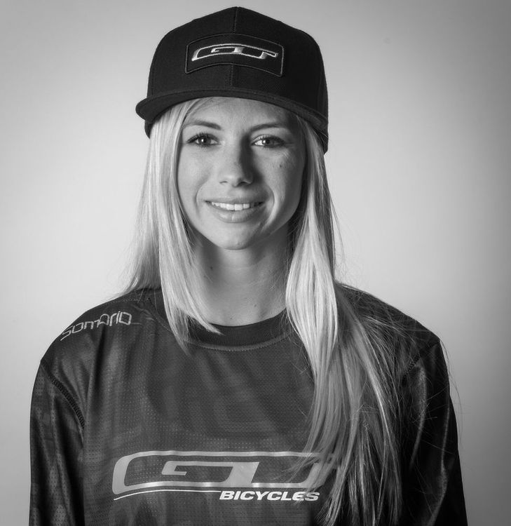 Nach ihren Erfolgen in der US-amerikanischen Enduro-Szene ist Throop nun bereit, die globale Herausforderung anzunehmen.