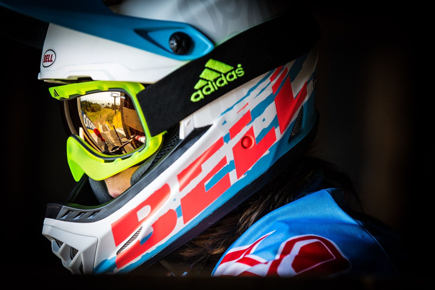 5. Emmeline Ragot bleibt uns doch noch erhalten und fährt für das MS Mondraker Team.