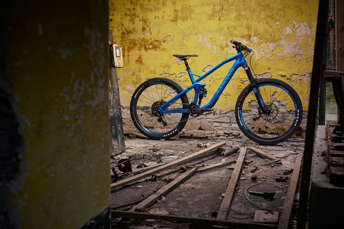 Canyon Strive CF 7.0 Race