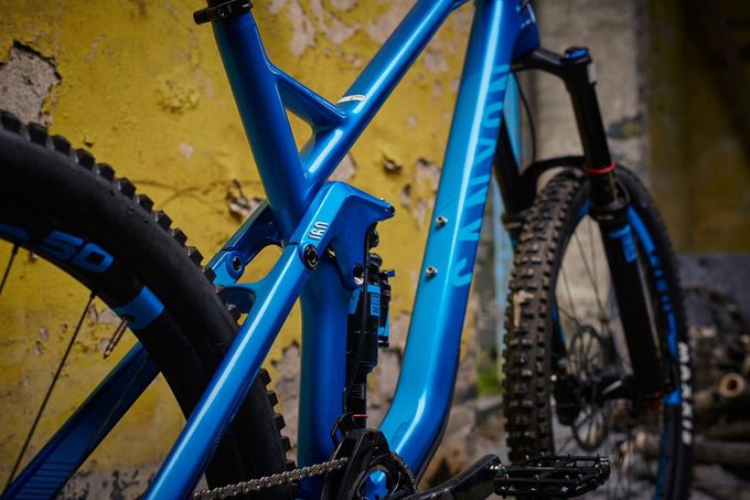 Canyon Strive CF 7.0 Race