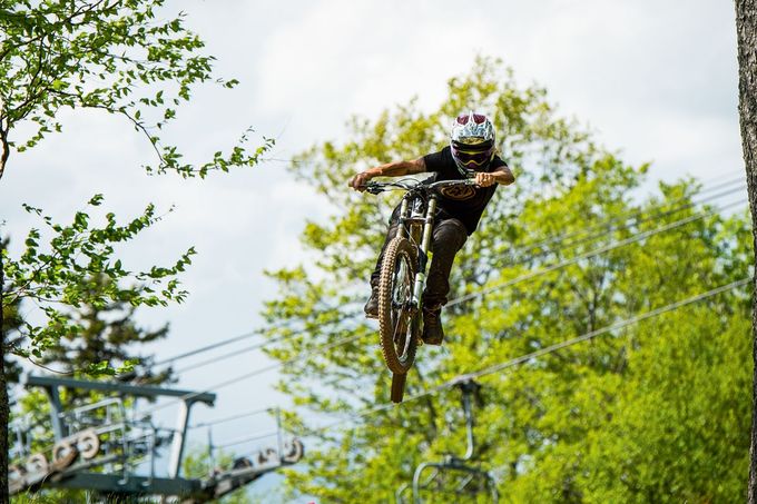 Missy Giove Downhill Mountainbike Racerin