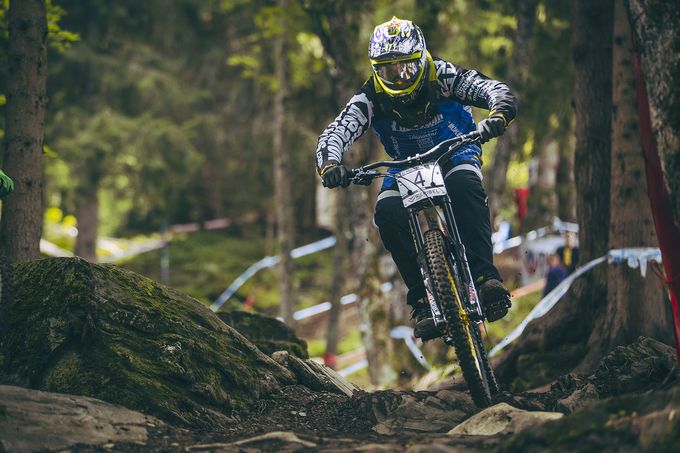 Sam Hill Downhill Mountainbike Racer