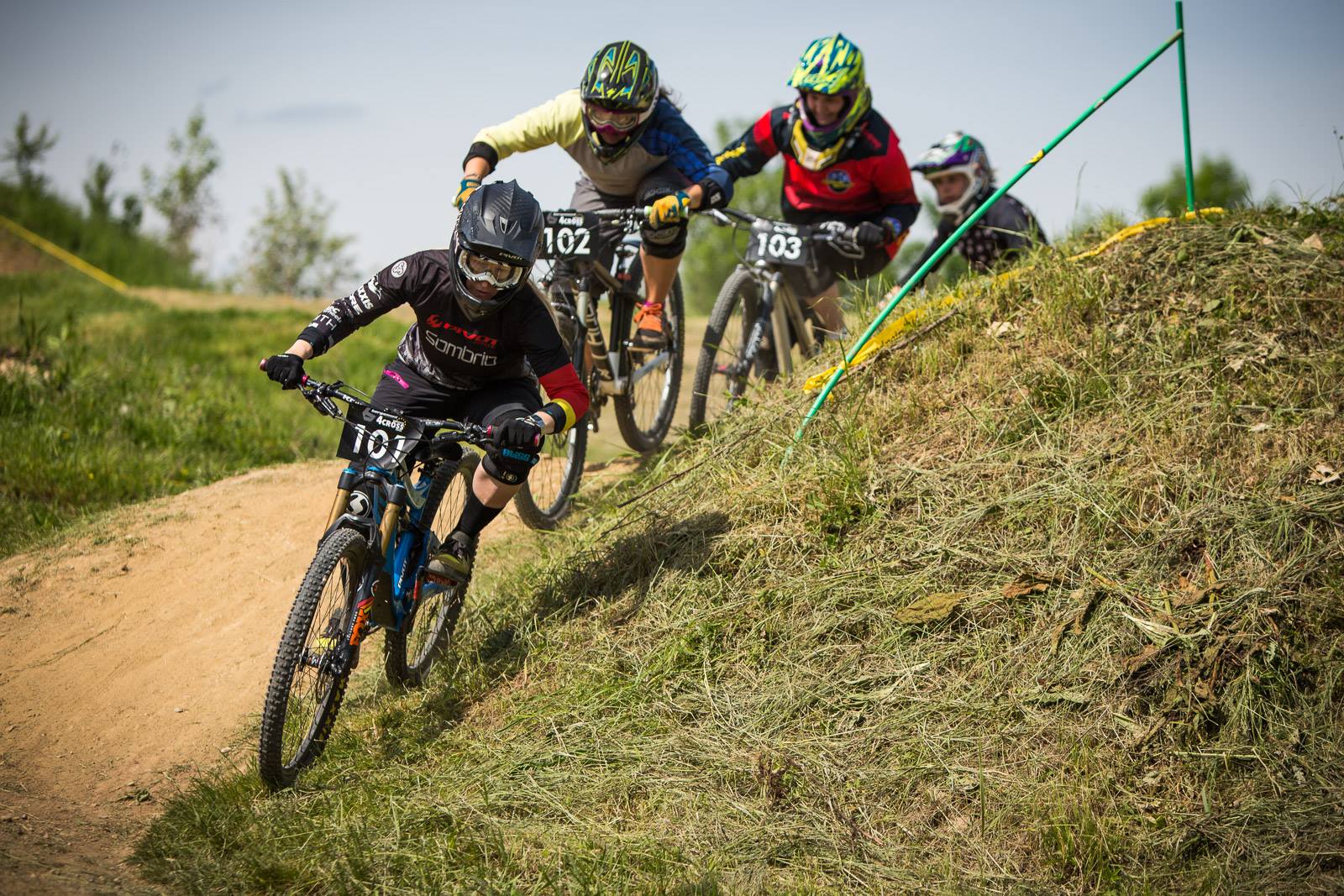 Katrin Karkhof holte sich wie auch schon zur DM 2015 den Sieg auf ihrem Enduro Bike. Photocredit: Rick Schubert 