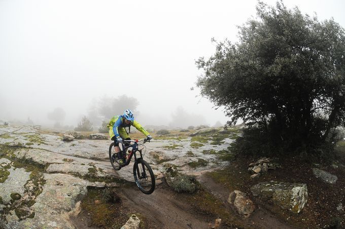 martha-gill-mountainbike-1