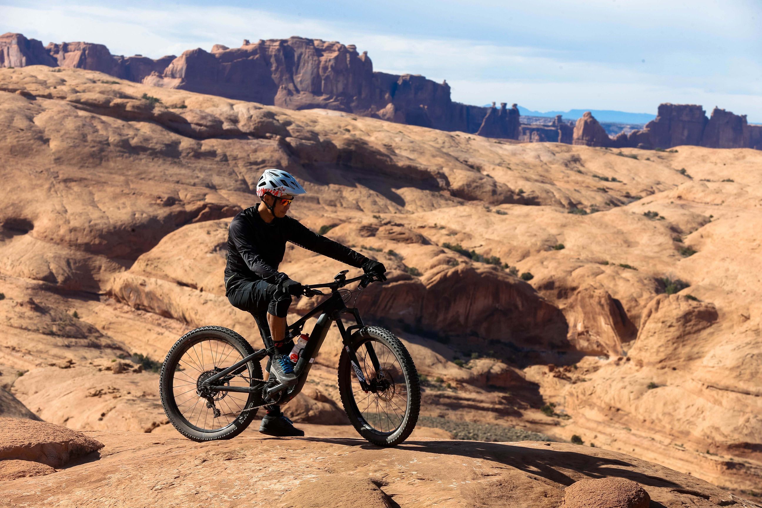 specialized-turbo-levo-11