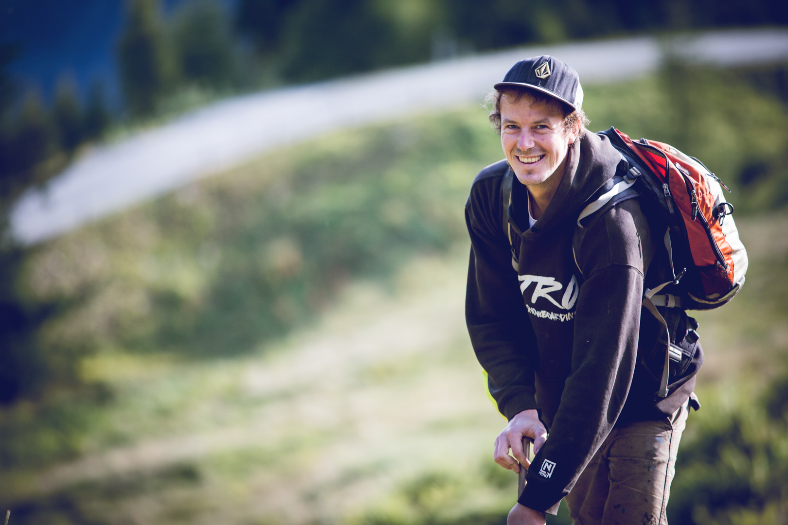 Vollen Einsatz zeigen die Jungs im Winter sowie auch im Sommer. Die Shaper-Crew am Kitzsteinhorn hat wohl einen der schönsten Arbeitsplätze der Welt!