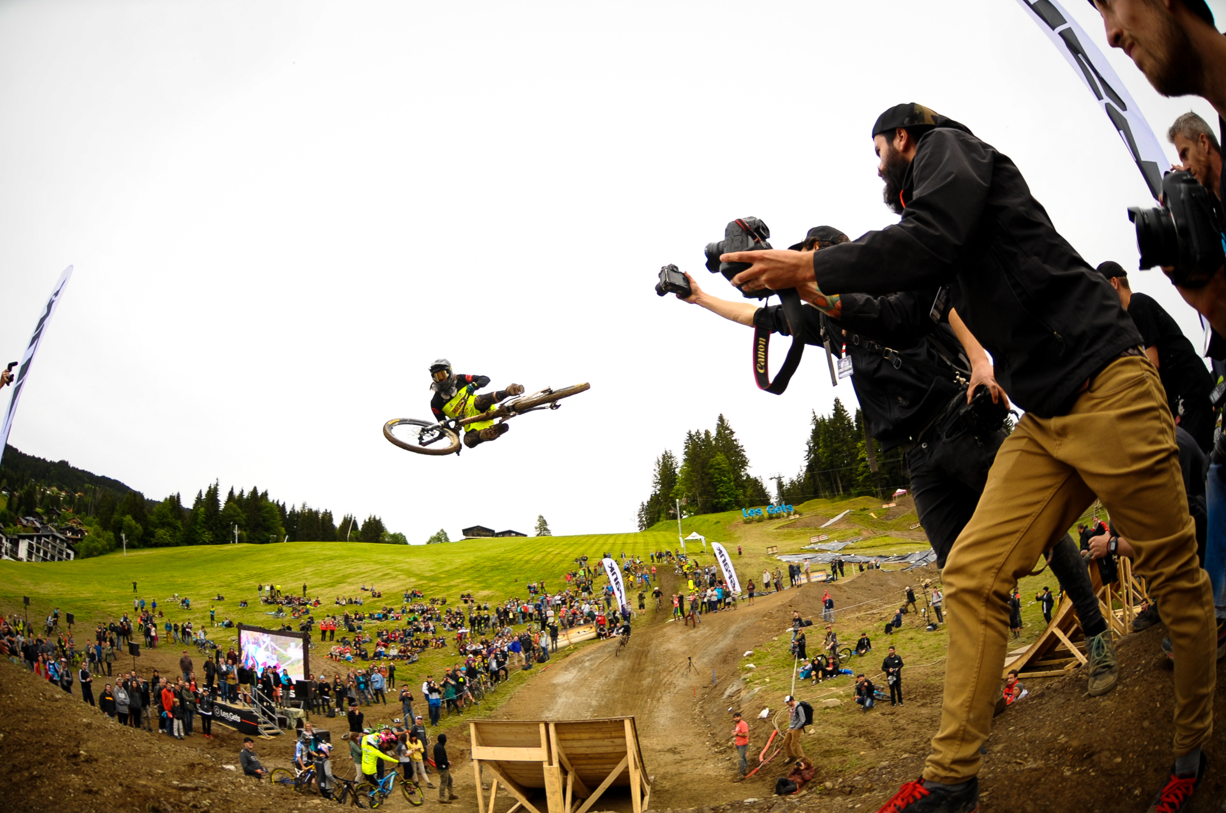 Crankworx whip off-39