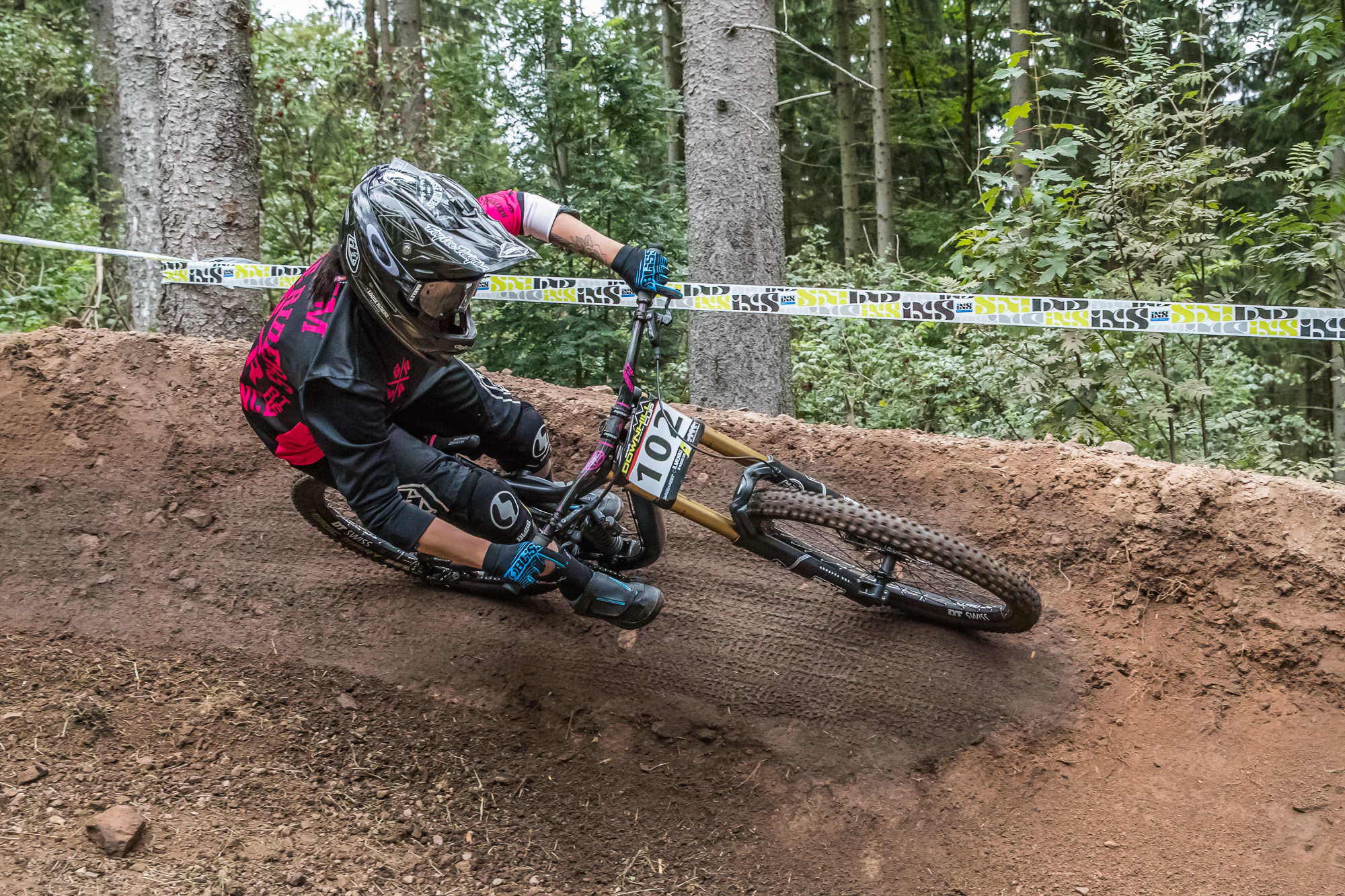 Sara Böhm auf dem iXS German Downhill Cup 2016 in Ilmenau
