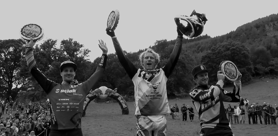 Der Gewinner von Red Bull Hardline 2016 in Wales heißt Bernarnd Kerr. Hier findest du seinen Siegesrun und die kompletten Ergebnisse.