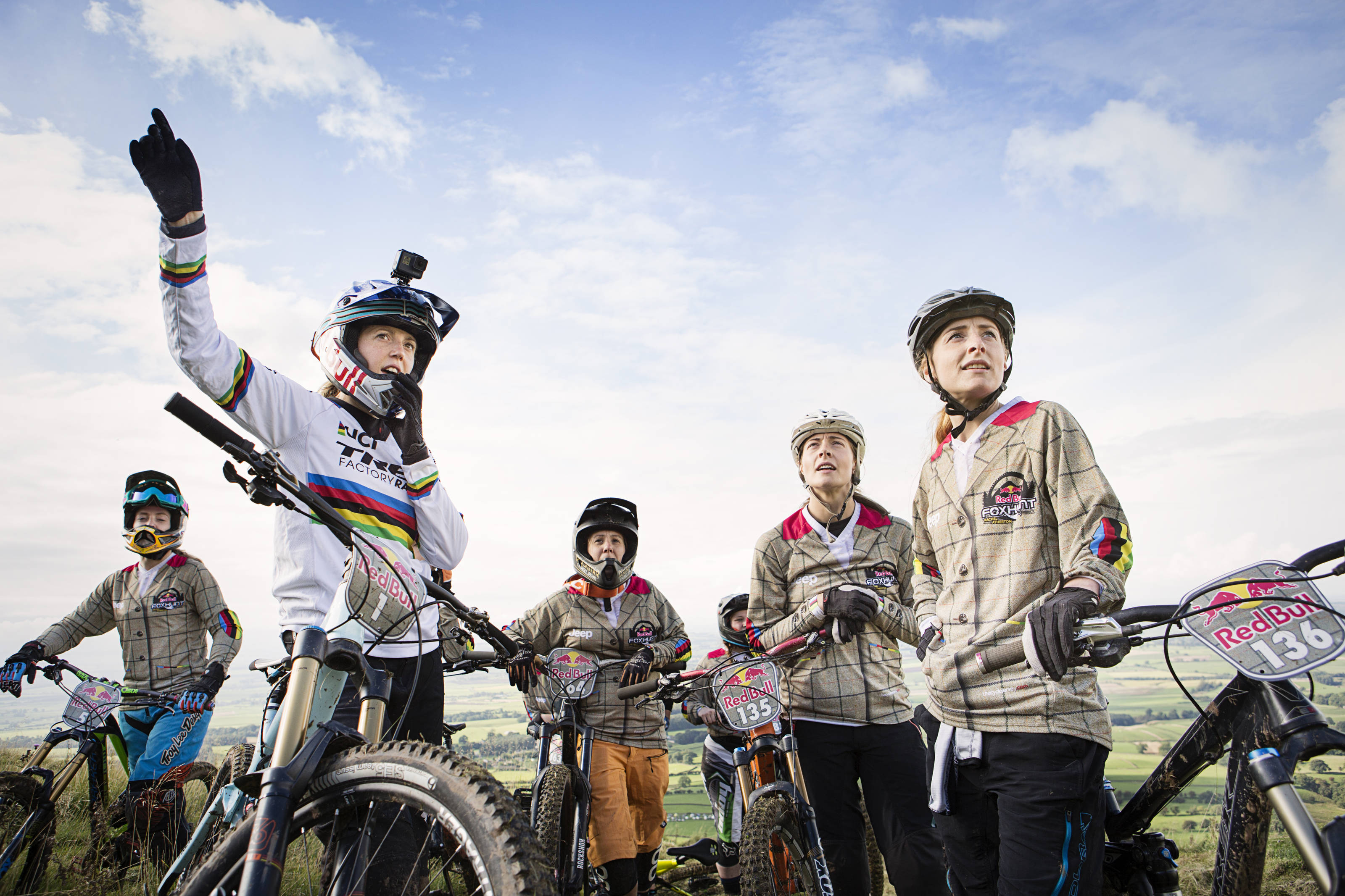 P-20161002-02040_News