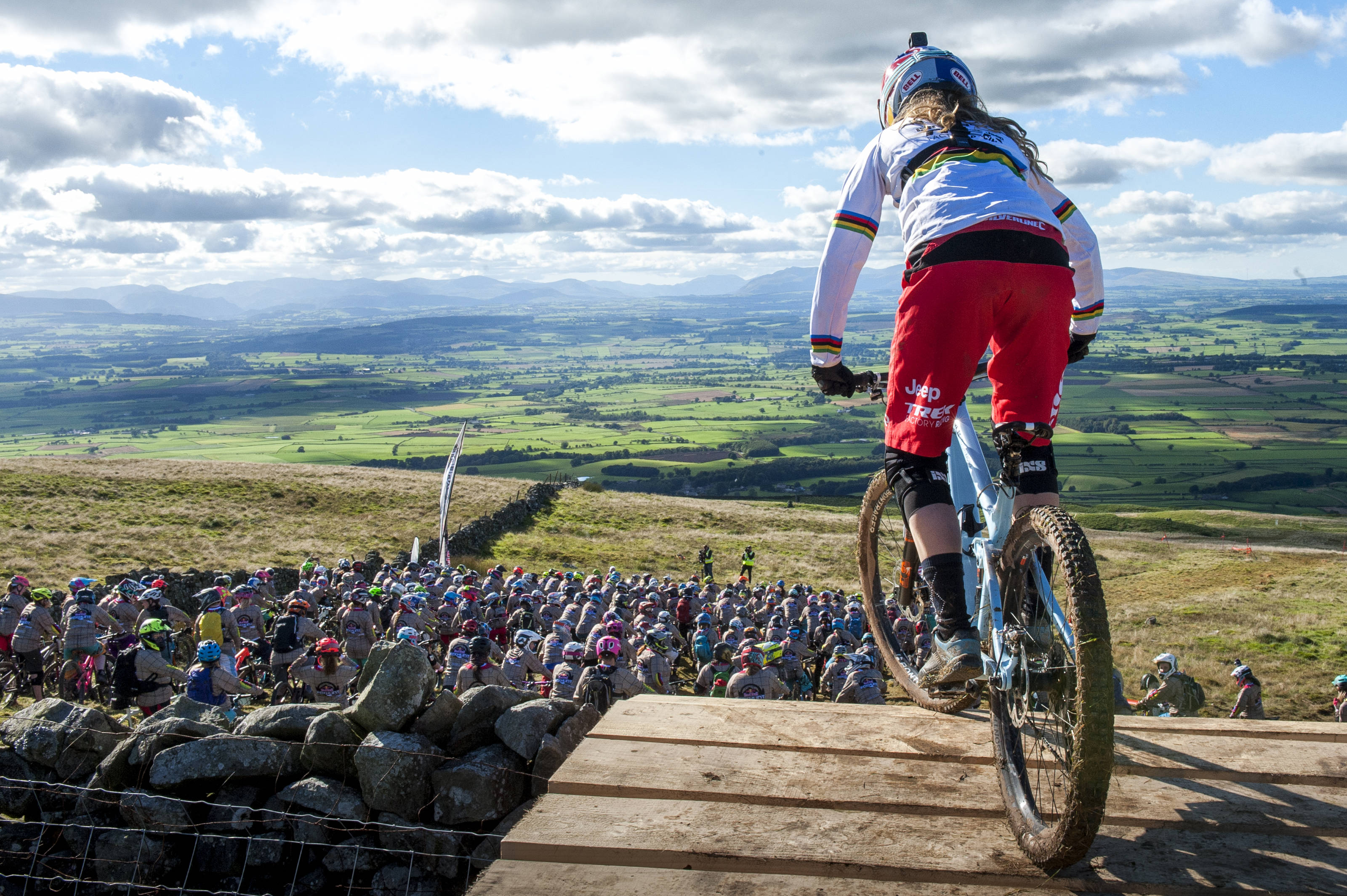 P-20161002-02391_News