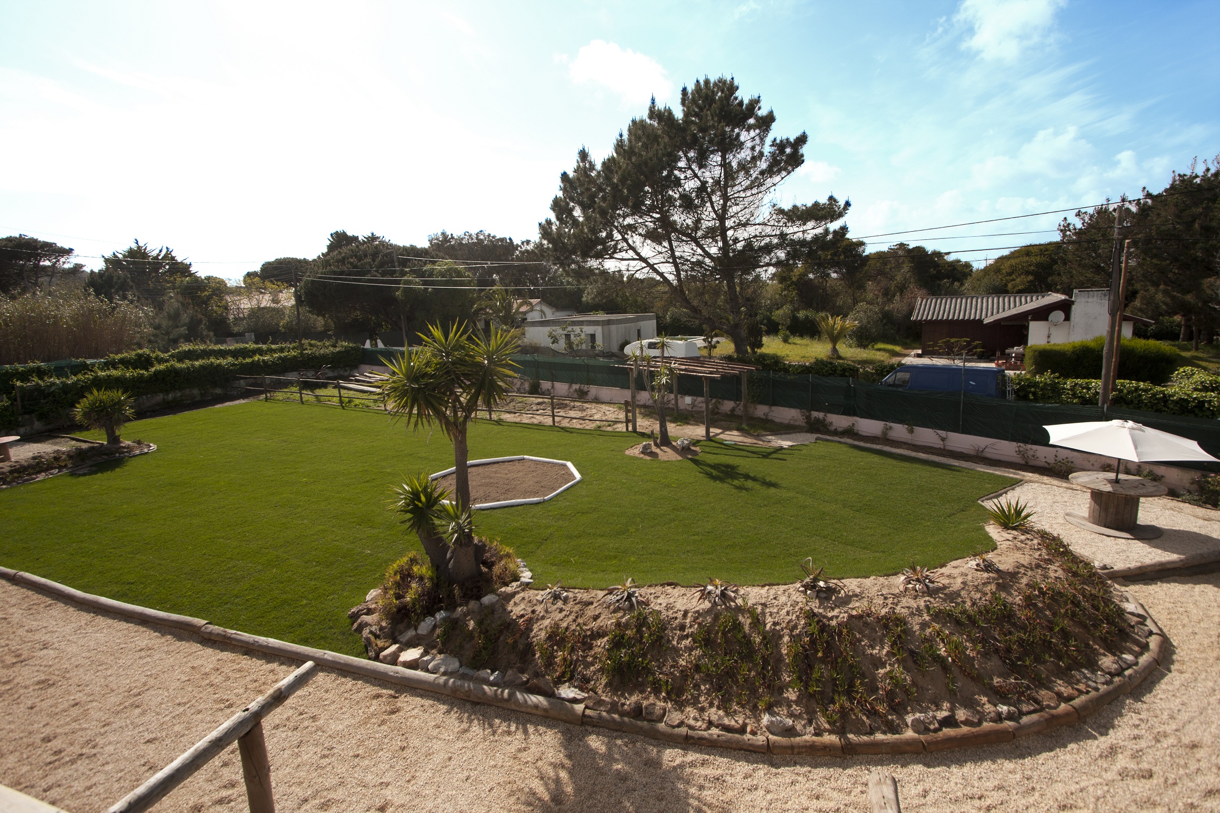 lodgegarden2