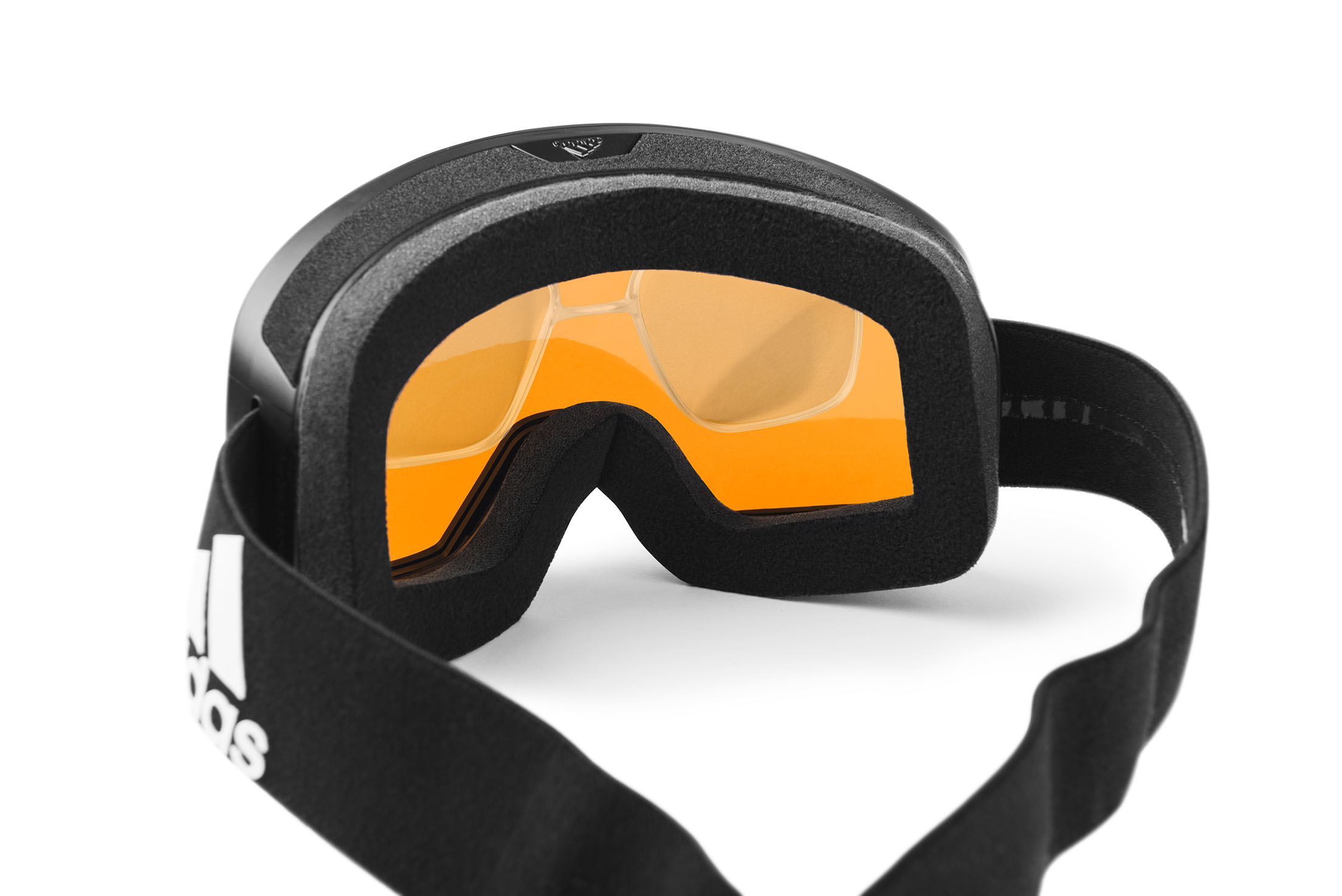 adidas_sport_eyewear_backland-dirt_ad84_75_9100_detail_prescription_ab-mai2017