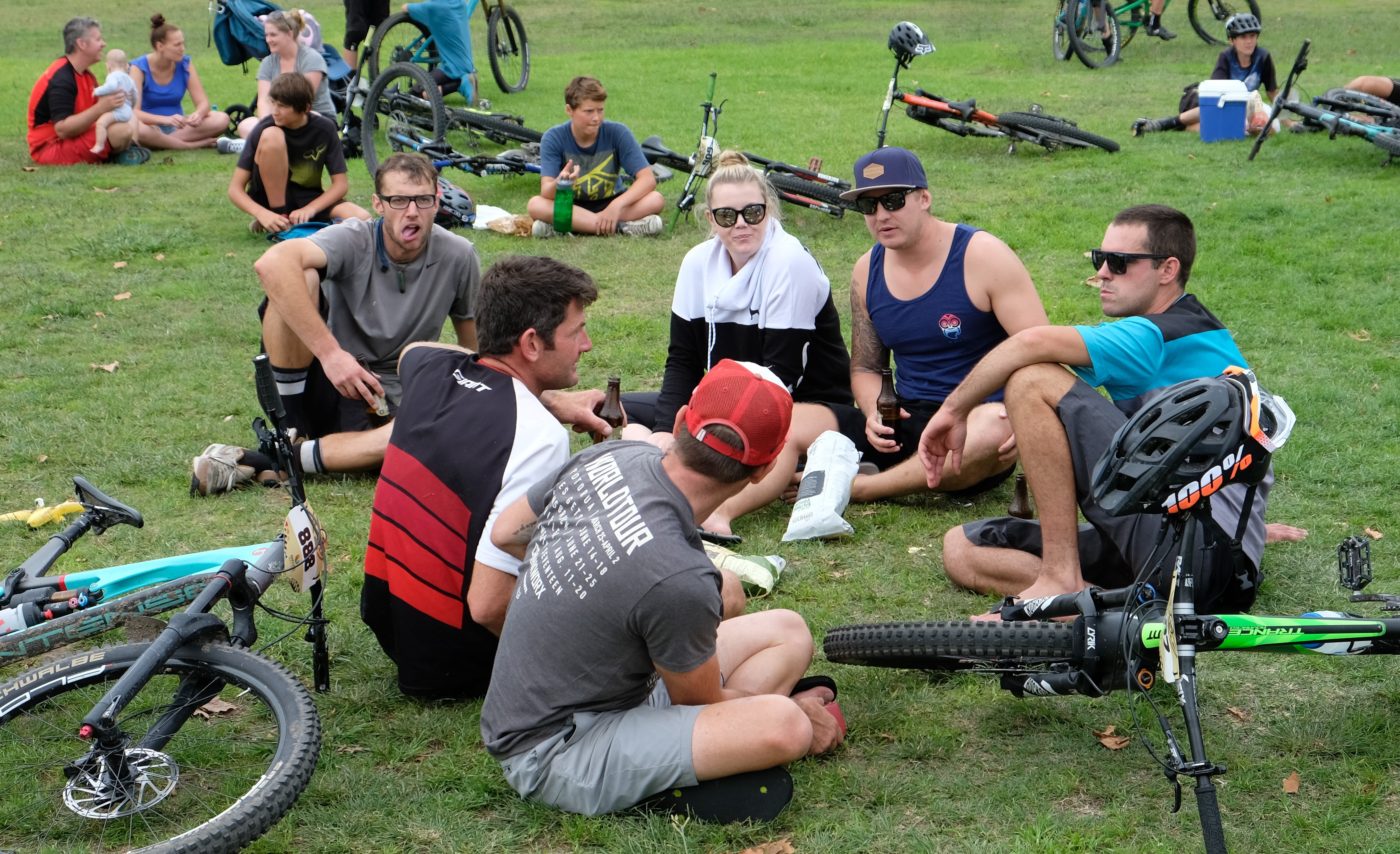 giant-toa-enduro-challenger_32823689133_o