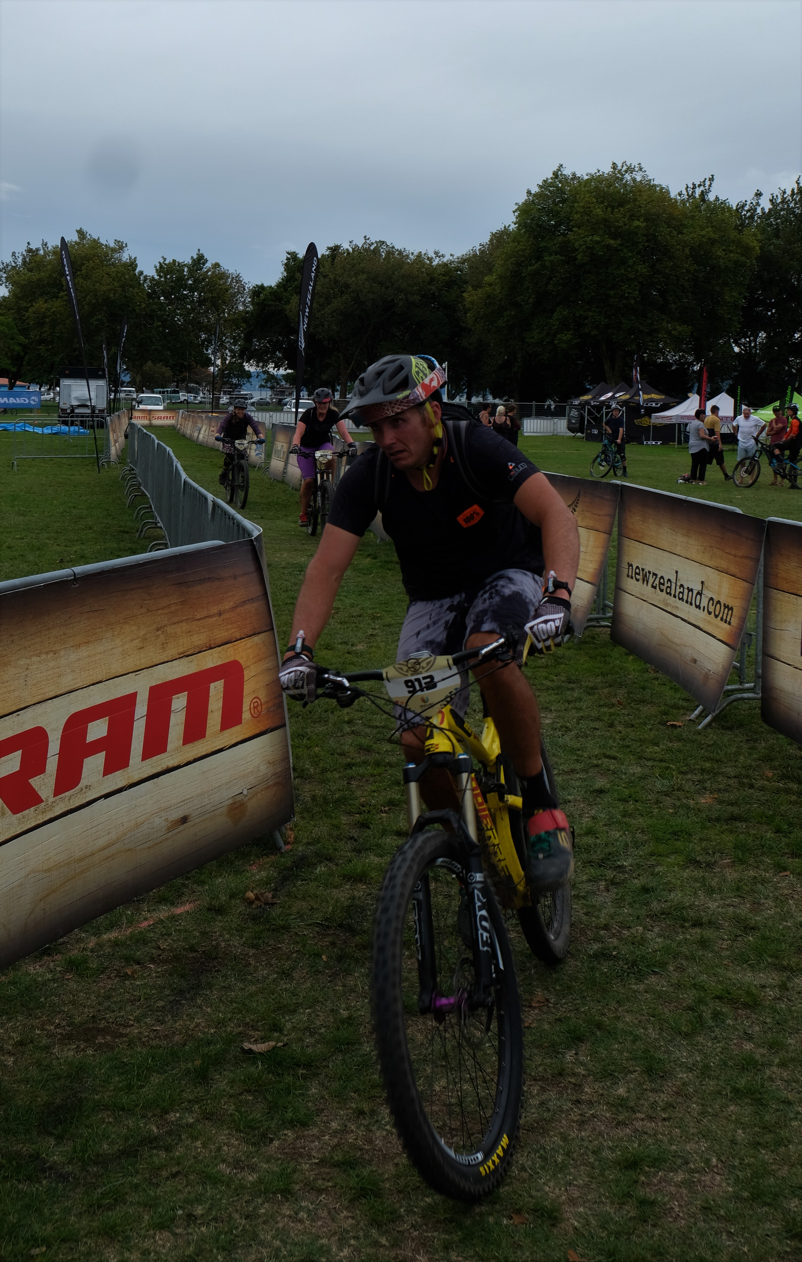 giant-toa-enduro-challenger_32823690933_o