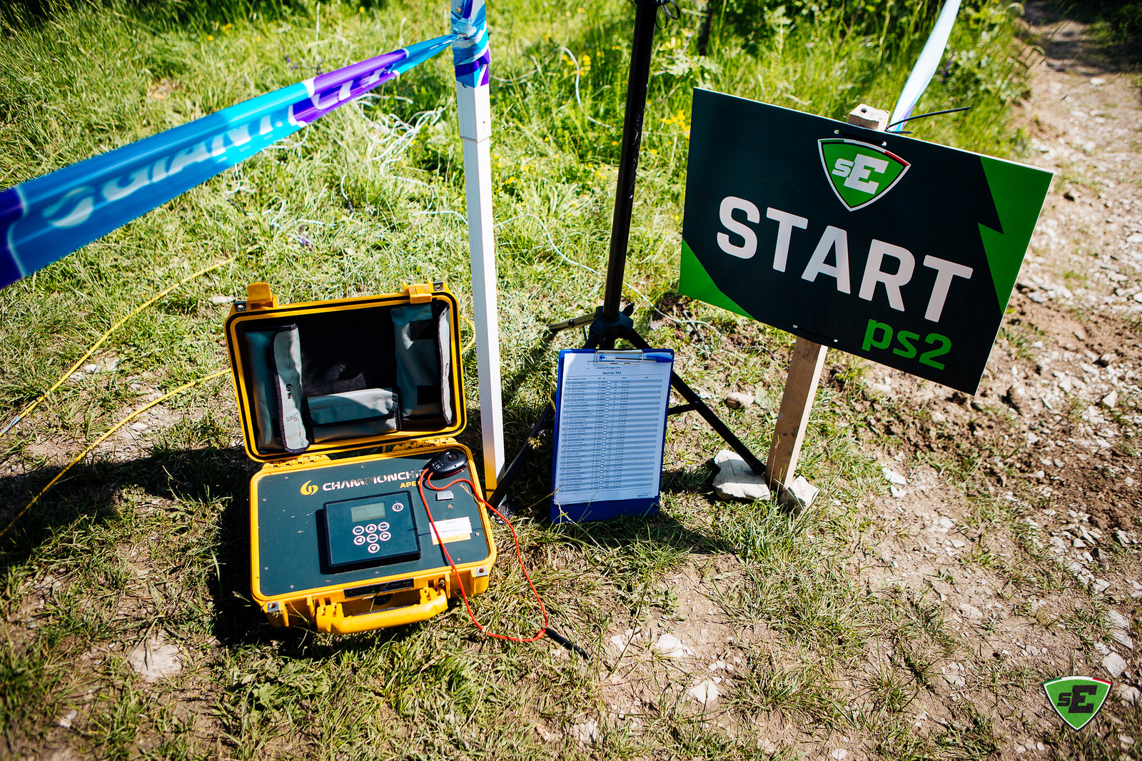 41501749015_cf35e566f0_h