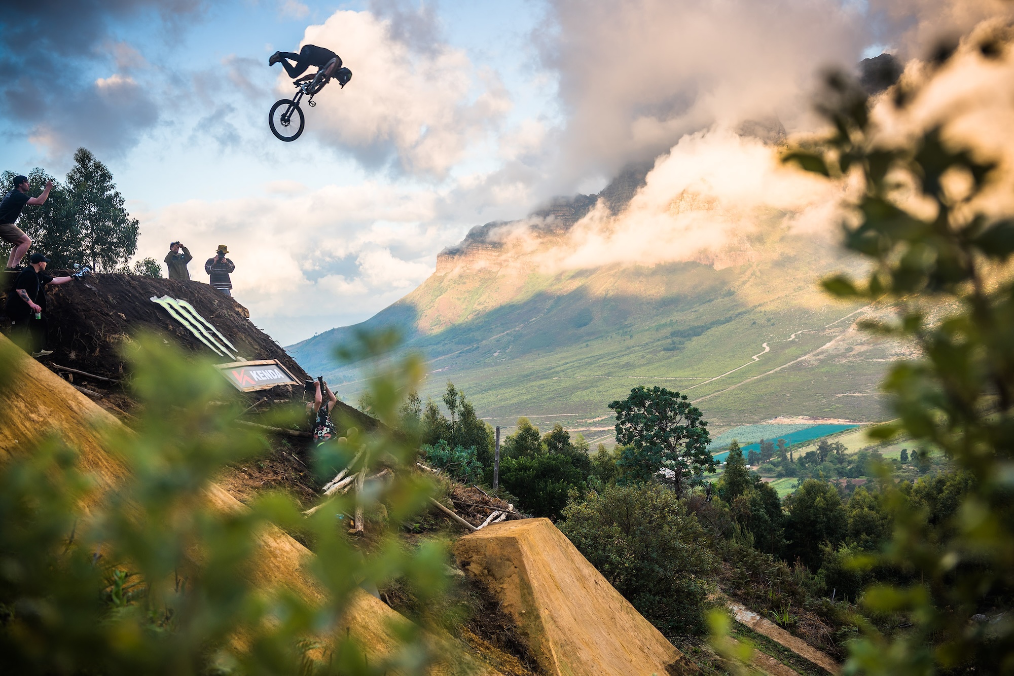 DarkFest25_Day3__Kaidan Ingersoll_EP2_3723 Eric Palmer