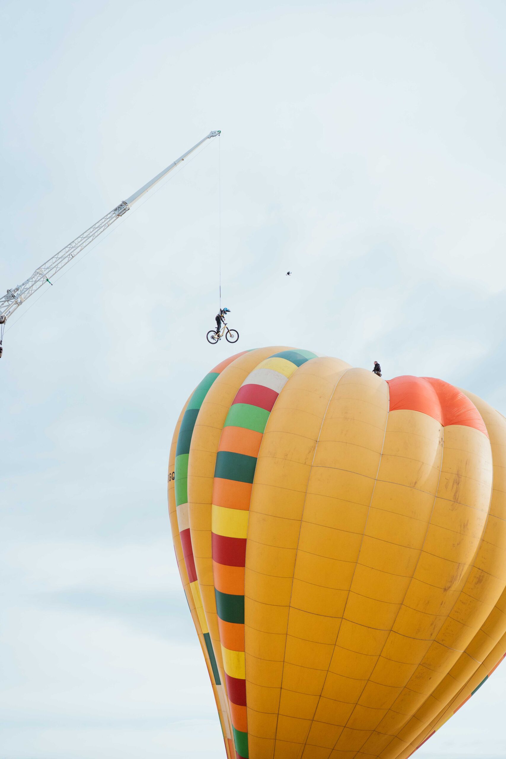 Balloon-Jump_Elias-Schwaerzler-27