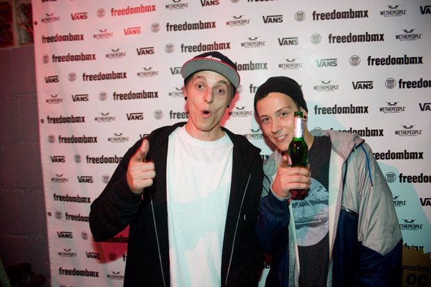 Wie immer die weite Anreise ohne Klagen auf sich genommen: der Bub und Nik