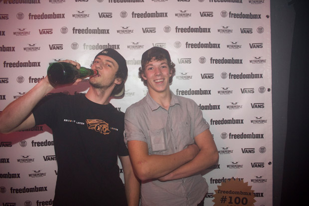 David und Niklas hatten obskure Getränke dabei