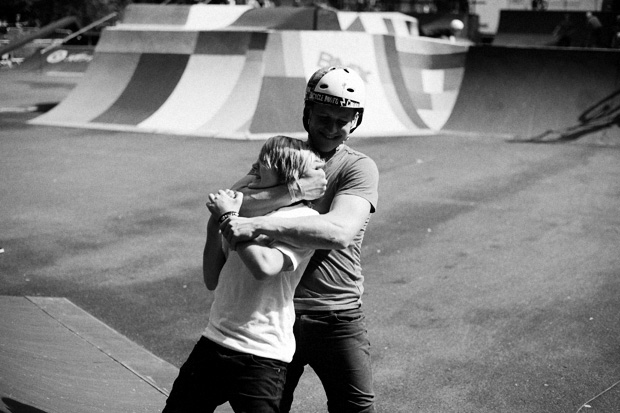 Gewalt auf dem Parcours: Alex Stinshoff vergreift sich an Felix Prangenberg, weil er sich nicht an Gleichaltrige rantraut