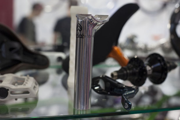 Éclats neue Layback-Sattelstütze