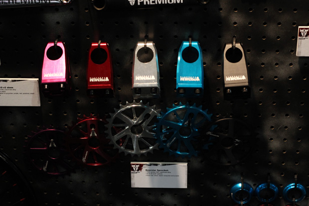 Sämtliche Aluteile von Premium kann man auch 2012 farblich aufeinander abstimmen