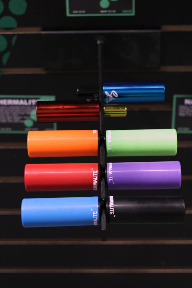 Farbenfrohe Pegs von Stolen