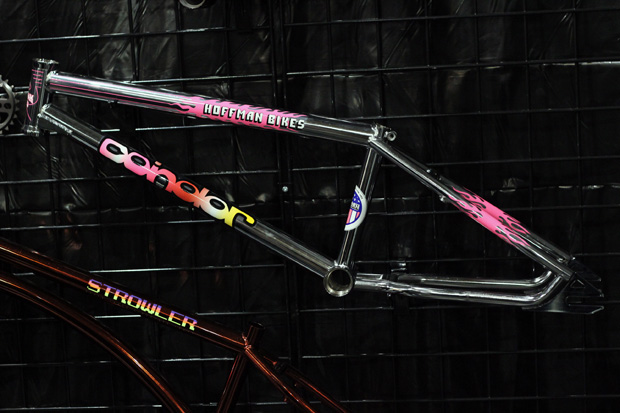 Bei Hoffman Bikes hat man die erste Ausgabe des Condor-Rahmens noch mal mit Orginalstickerset aufgelegt