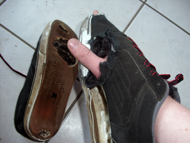 Zerstörte Schuhe Almond Footwear