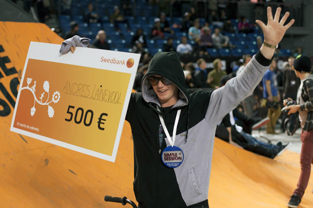 Simple-Session-12-Andres-Lainevool