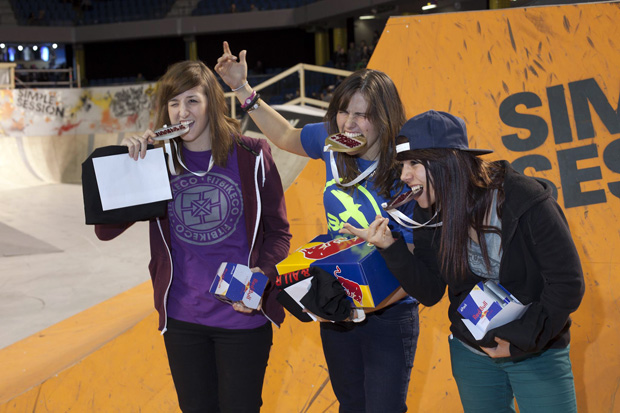 Simple-Session-12-Sisters