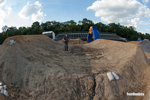 Red-Bull-R.Evolution-freedombmx