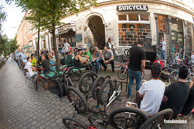 Shadow-Conpiracy-Deutschlandtour-Suicycle