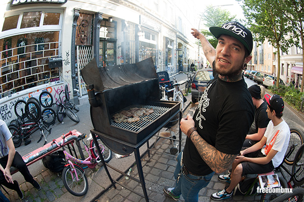 Shadow-Conpiracy-Deutschlandtour-Suicycle