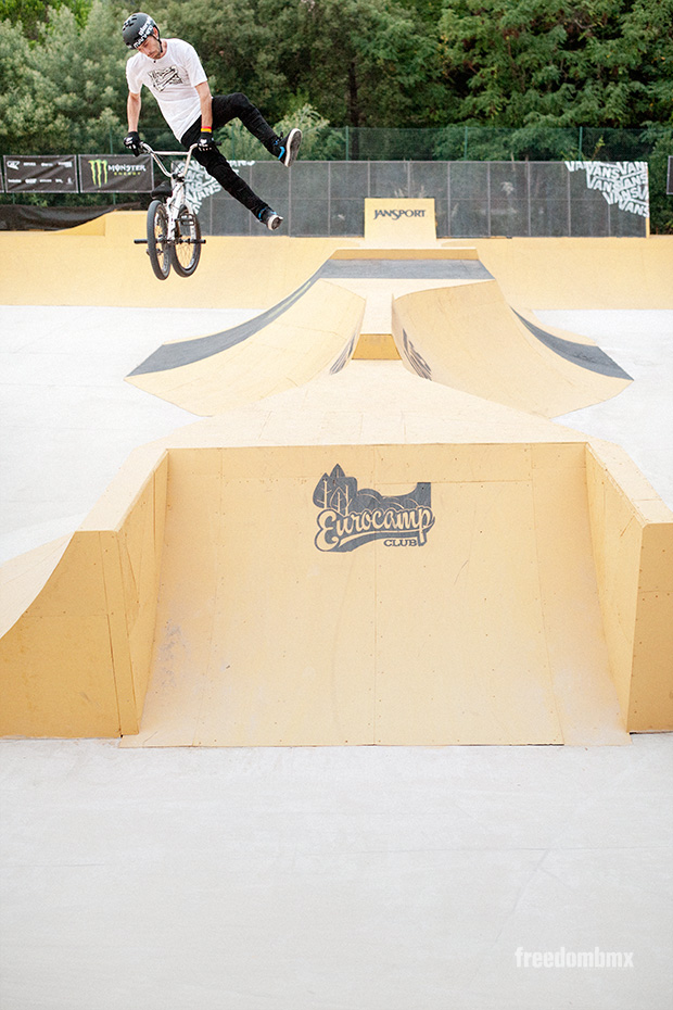 Daniel-Wedemeijer-Vans-rebeljam