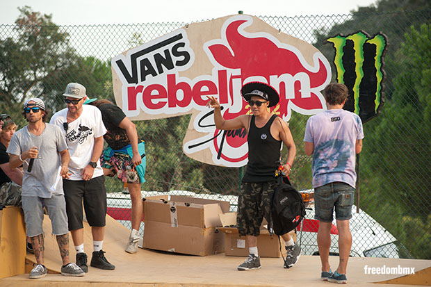 Jesse-Puente-Vans-rebeljam