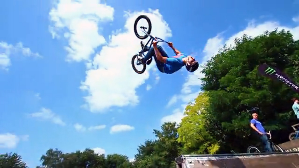 Tobias-Freigang-Mutiny-Edit