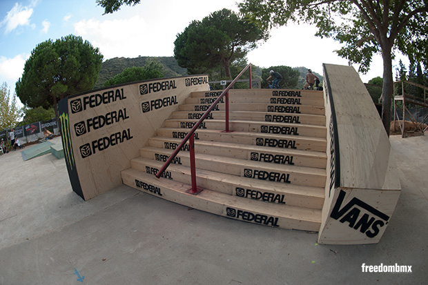 Street-Rail-Vans-rebeljam