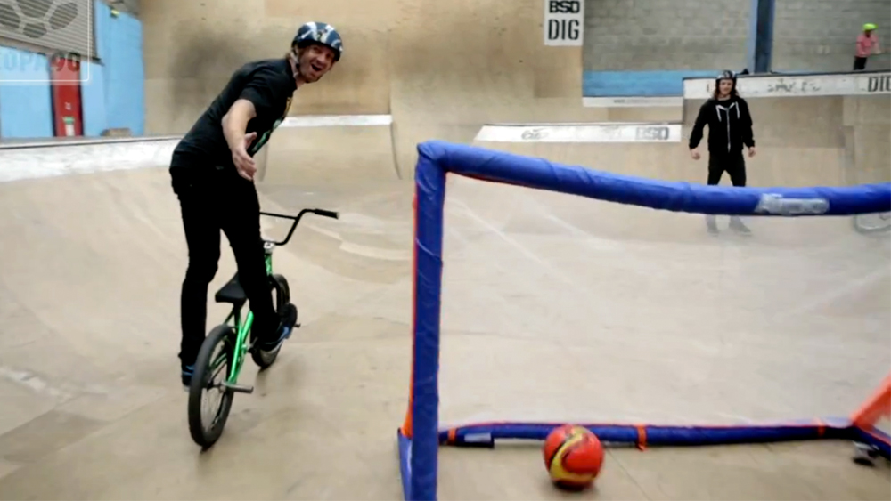 Jason-Phelan-Fussball-Edit