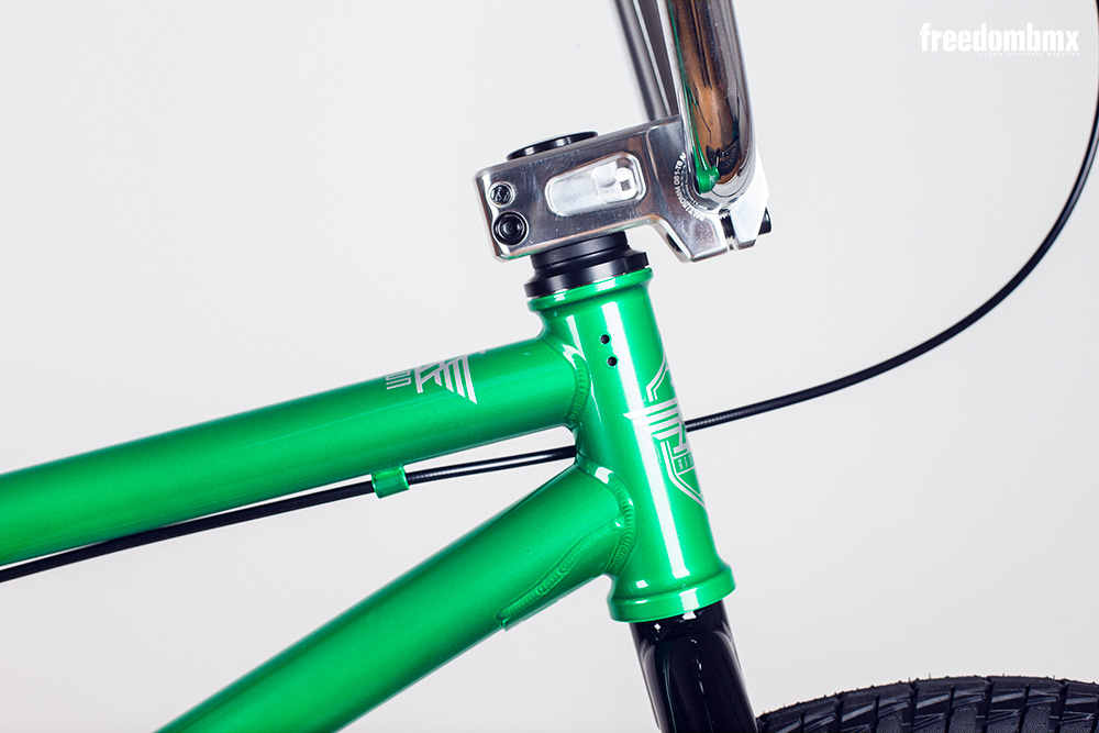 Radio-Bikes-Astron-0003