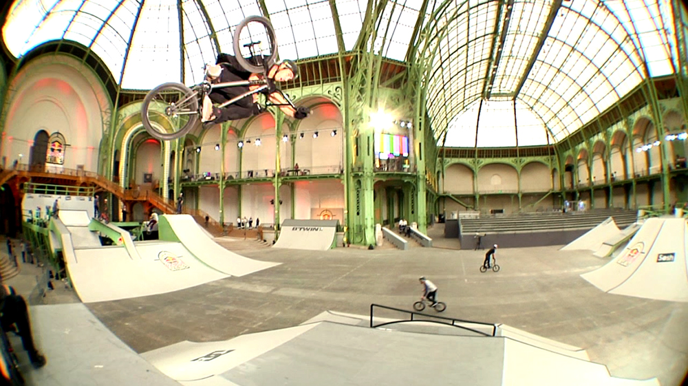 Red-Bull-Skyline-Practice