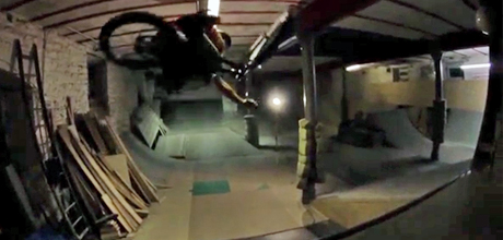 Bagger-Weber-Cama-Split-Edit