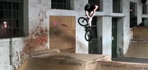 Close-Up-BMX-Reihalle-Ulm